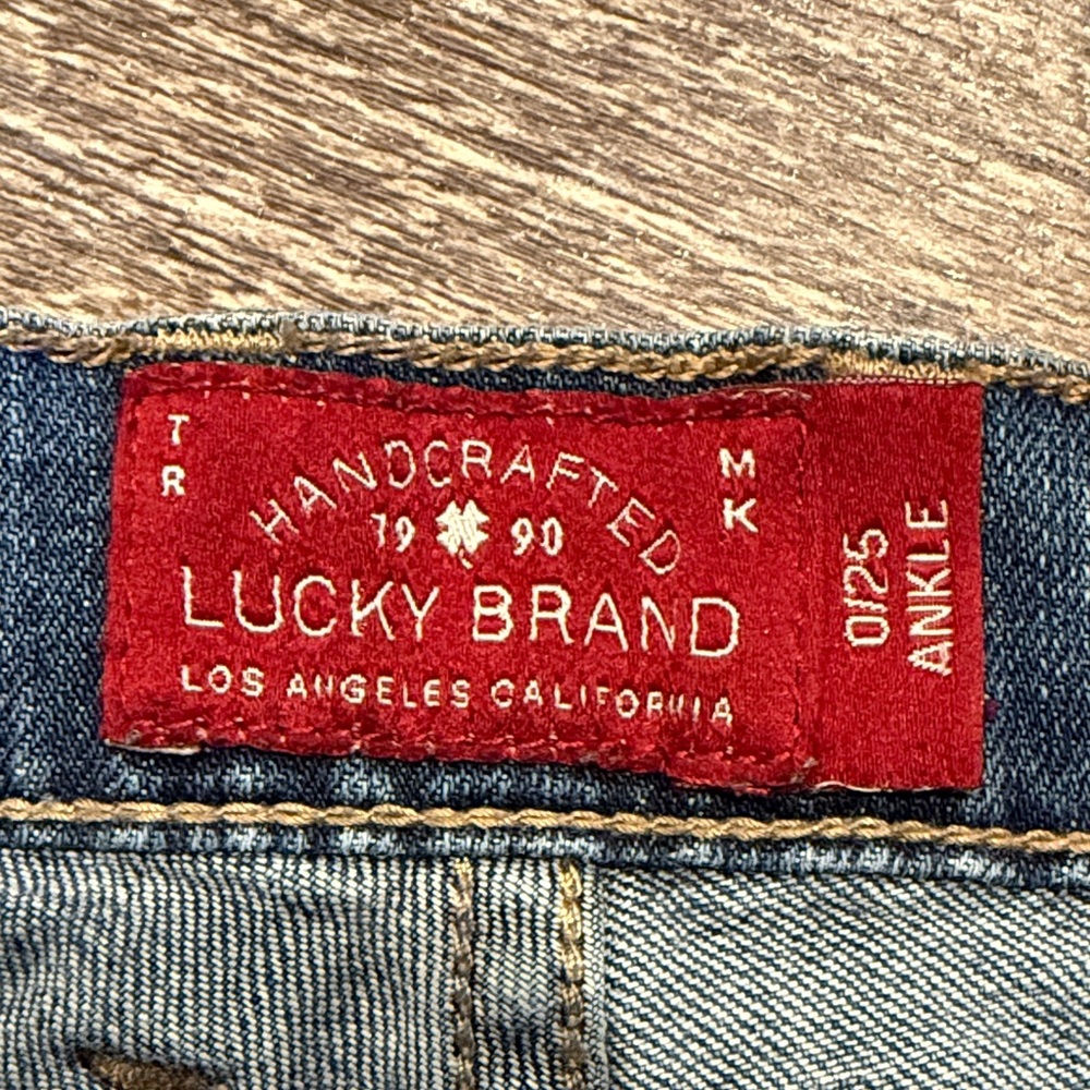 Lucky Brand Charlie Baby Boot Jeans - Picture 3 of 12